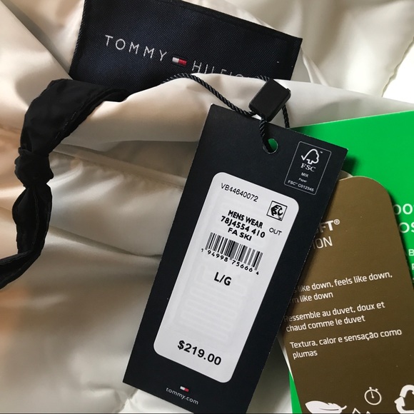 TOMMY HILFIGER Reversible Hooded Puffer - Picture 13 of 15